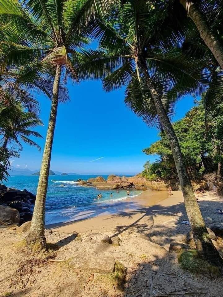 Kit Net Na Praia Grande Ubatuba 200 Metros Do Mar Eksteriør billede